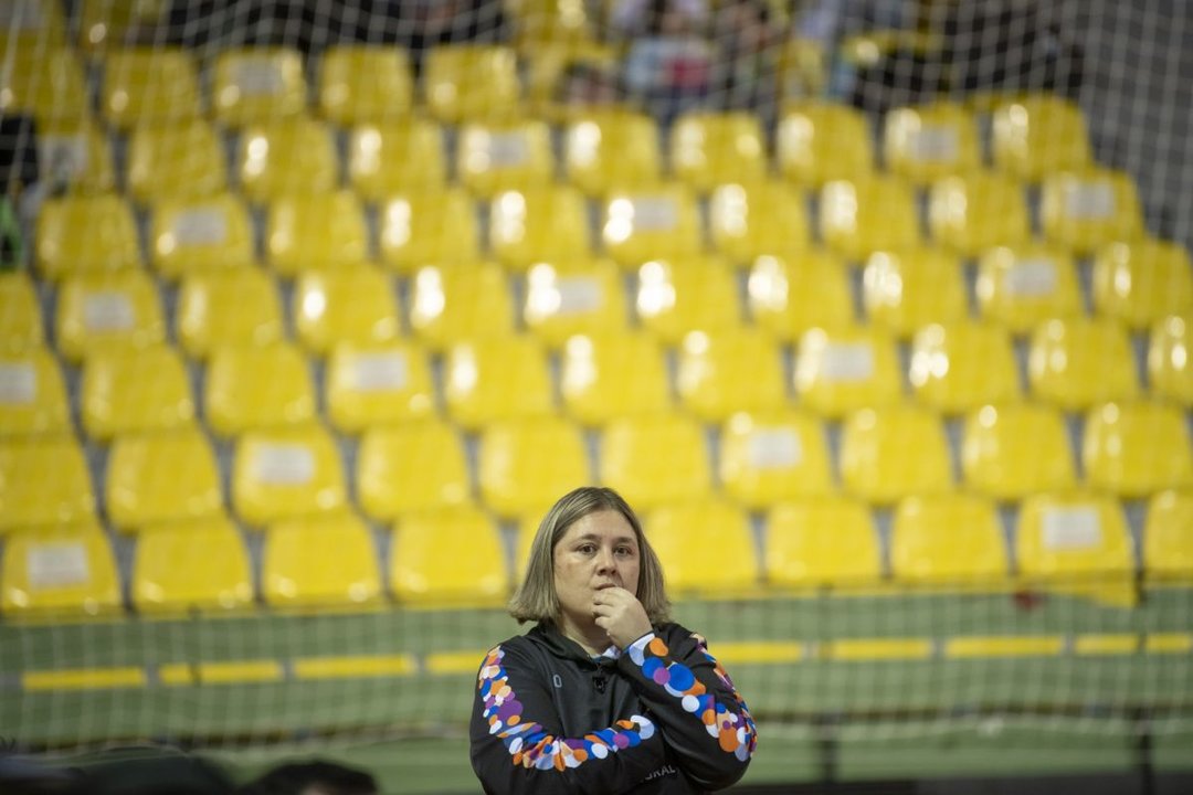 Mondo, pensativa durante el partido ante el Leganés (Óscar Pinal).