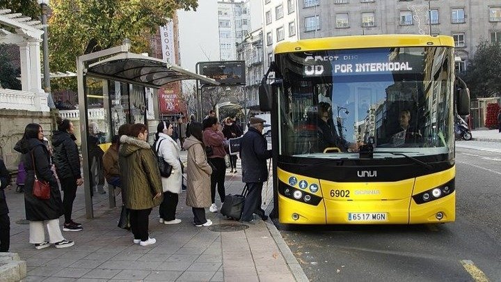 Uno de los nuevos autobuses urbanos de la ciudad