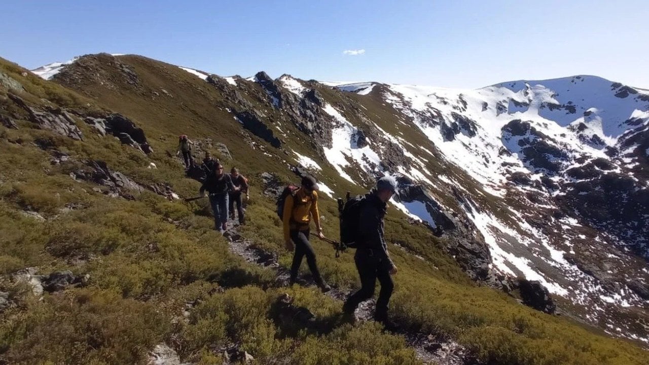 Amantes de la montaña de Valdeorras contra los eólicos