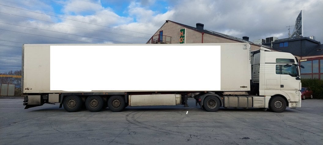 Imagen del camión interceptado llevando matrículas falsas facilitada por la Guardia Civil de Ourense.