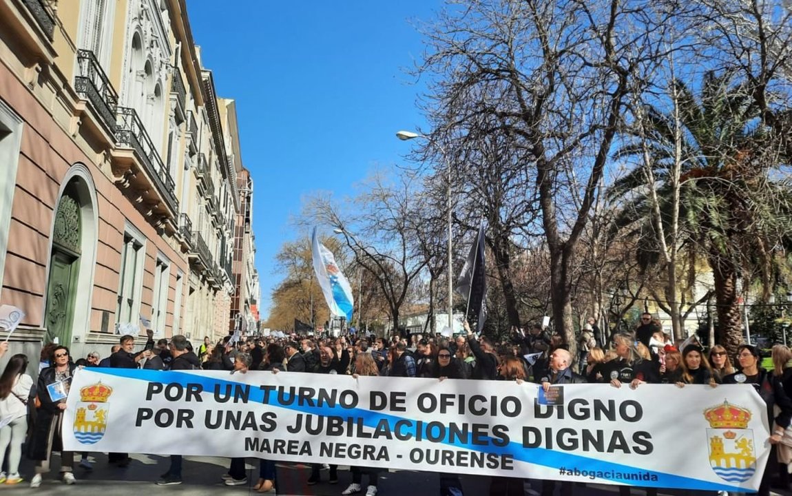Abogados gallegos en la manifestación.