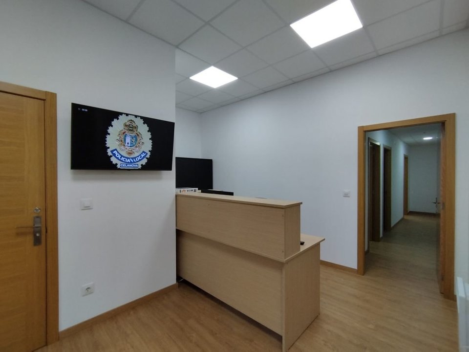 Nuevas oficinas de la Policía Local de Celanova en la avenida de San Rosendo.