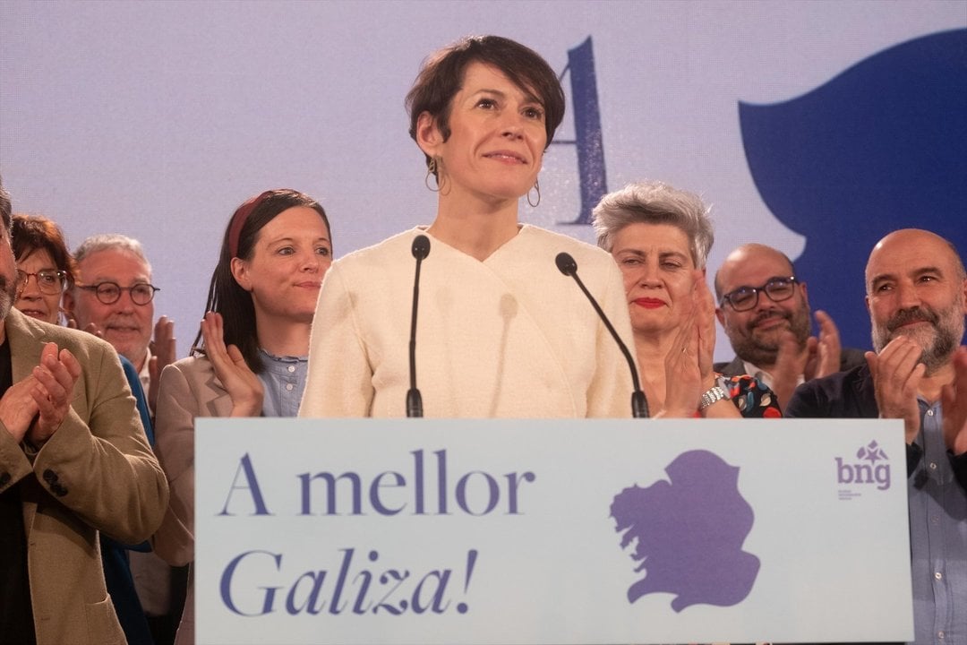 La candidata del Bloque Nacionalista Galego (BNG) a la presidencia de la Xunta, Ana Pontón, ofrece una rueda de prensa tras el seguimiento de la jornada electoral de los comicios autonómicos de Galicia