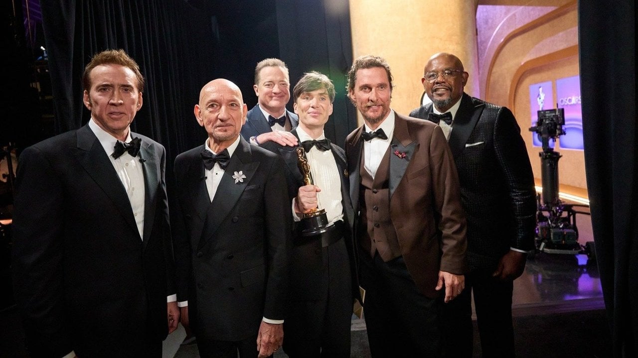 El ganador del Óscar a mejor actor, Cillian Murphy, rodeado por otros ganadores de la misma estatuilla (foto E.P.)