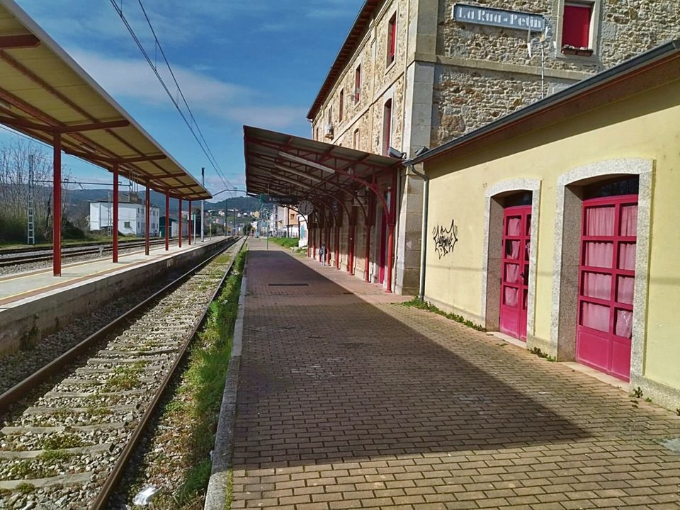 Estación de ferrocarril de A Rúa-Petín.