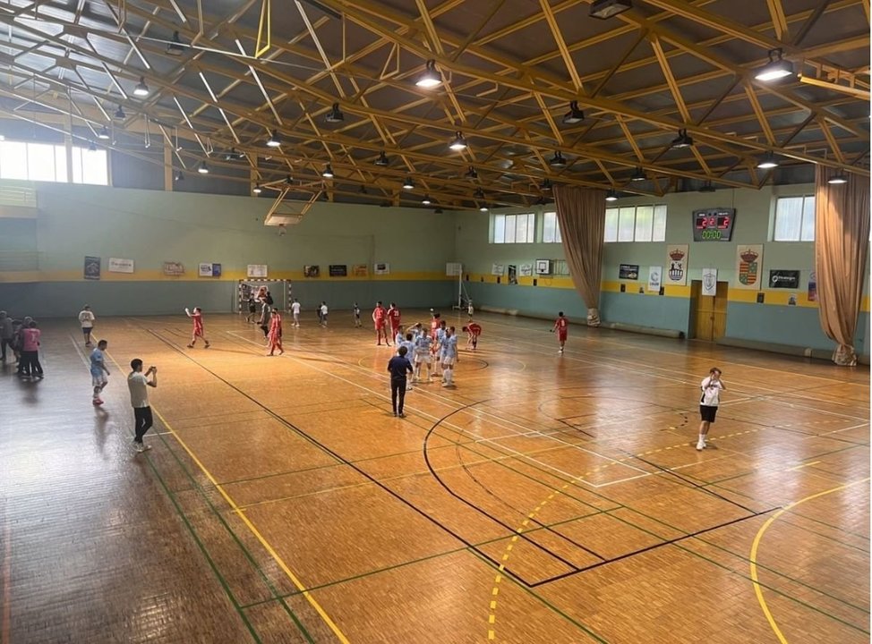 Instalaciones del Pabellón de Deportes de Viana do Bolo.