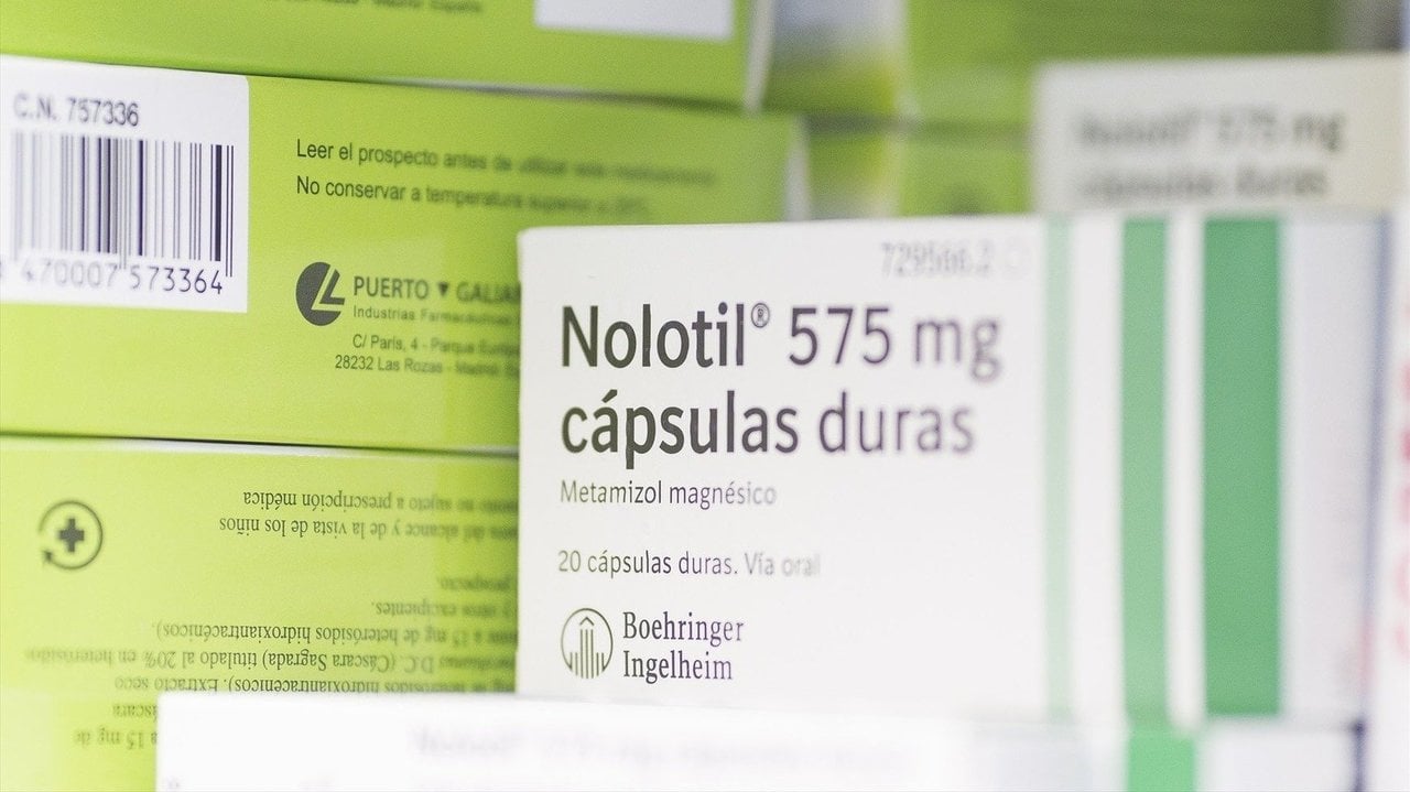 Imagen de archivo de una caja del medicamento Nolotil (foto: E.P.)