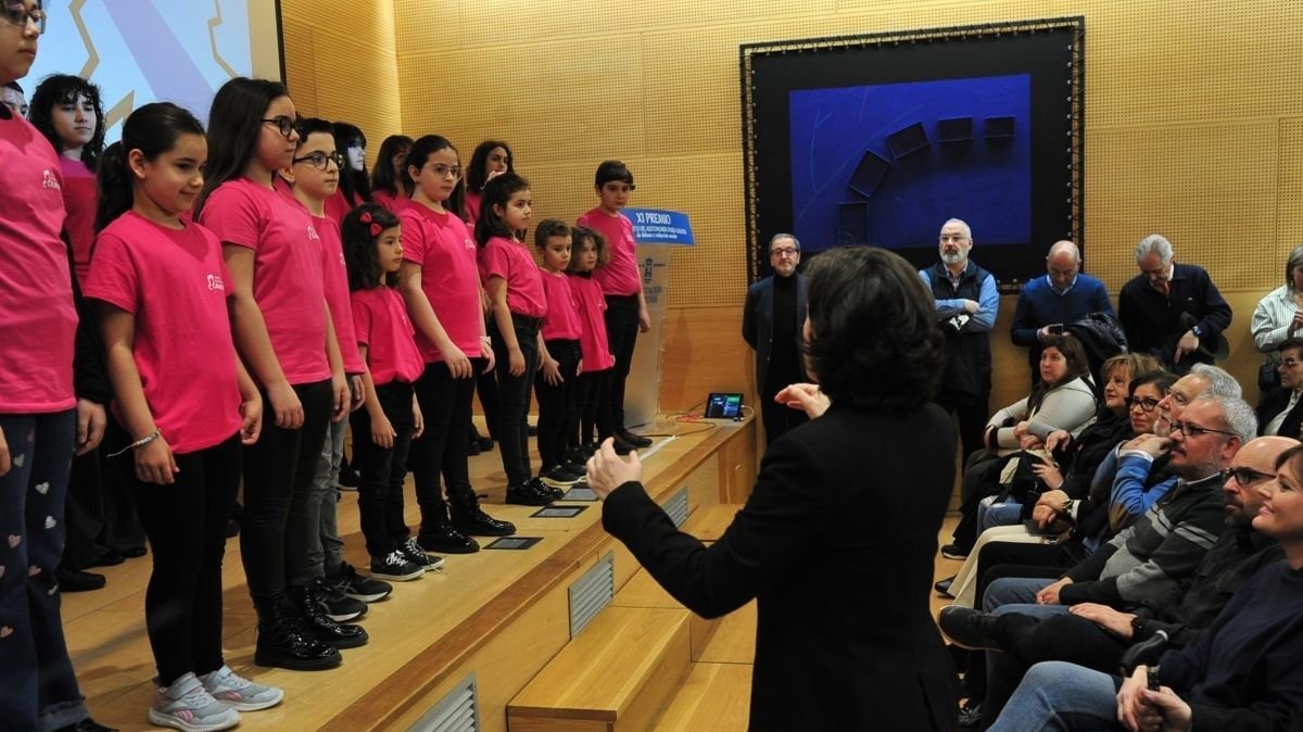 Coro Infantil e Xuvenil Cantiga de Ourense (foto: José Paz)