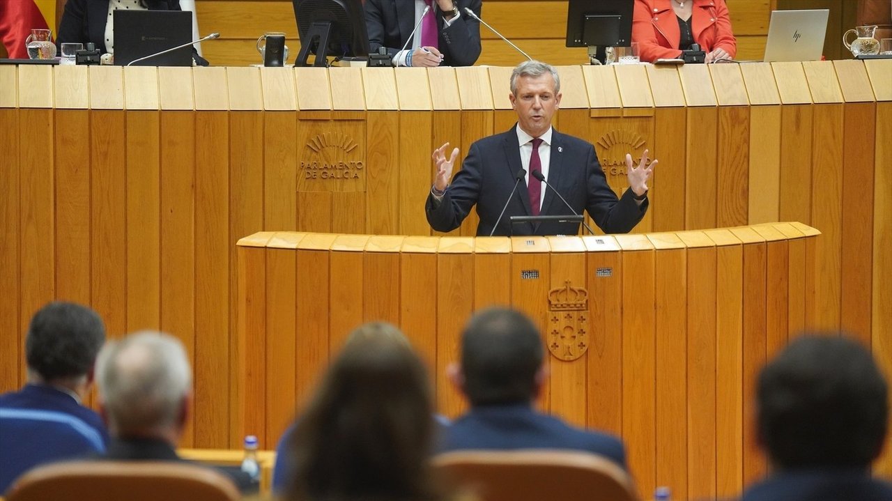 Alfonso Rueda, durante la segunda sesión del debate de investidura en el Parlamento Gallego (Foto: EP).