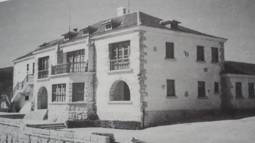 Hotel dirección de Santo Estevo, 1952.