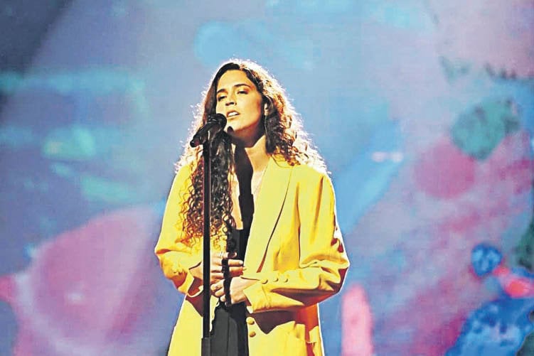 A cantante portuguesa Maro.