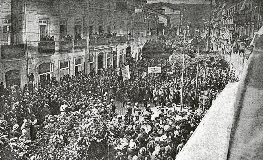 Ourense recibe a Primo de Rivera, presidente del Directorio. Foto de Samaniego de 1924.