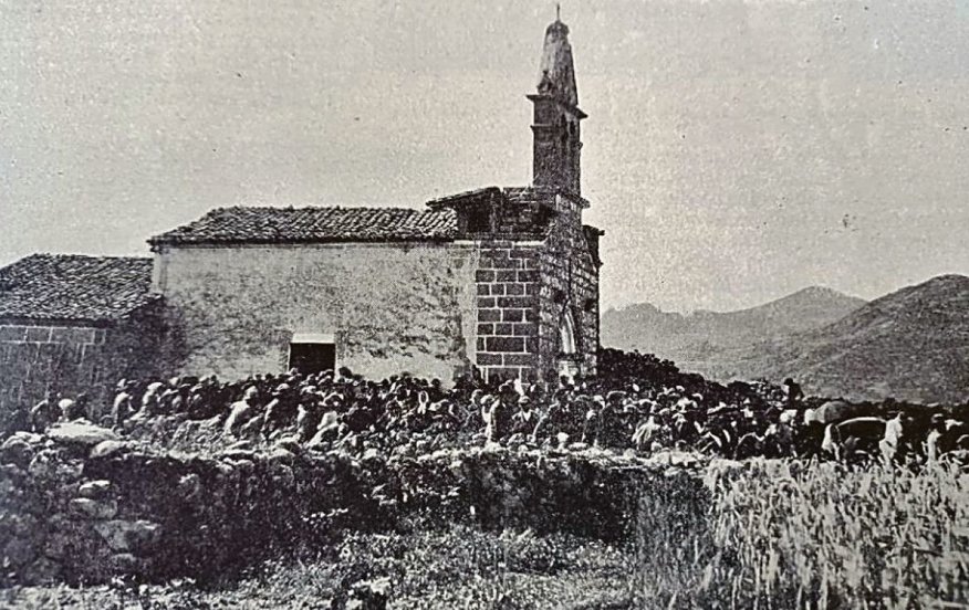 Iglesia de San Salvador de Piñeiro. Foto J. Pacheco 1902.