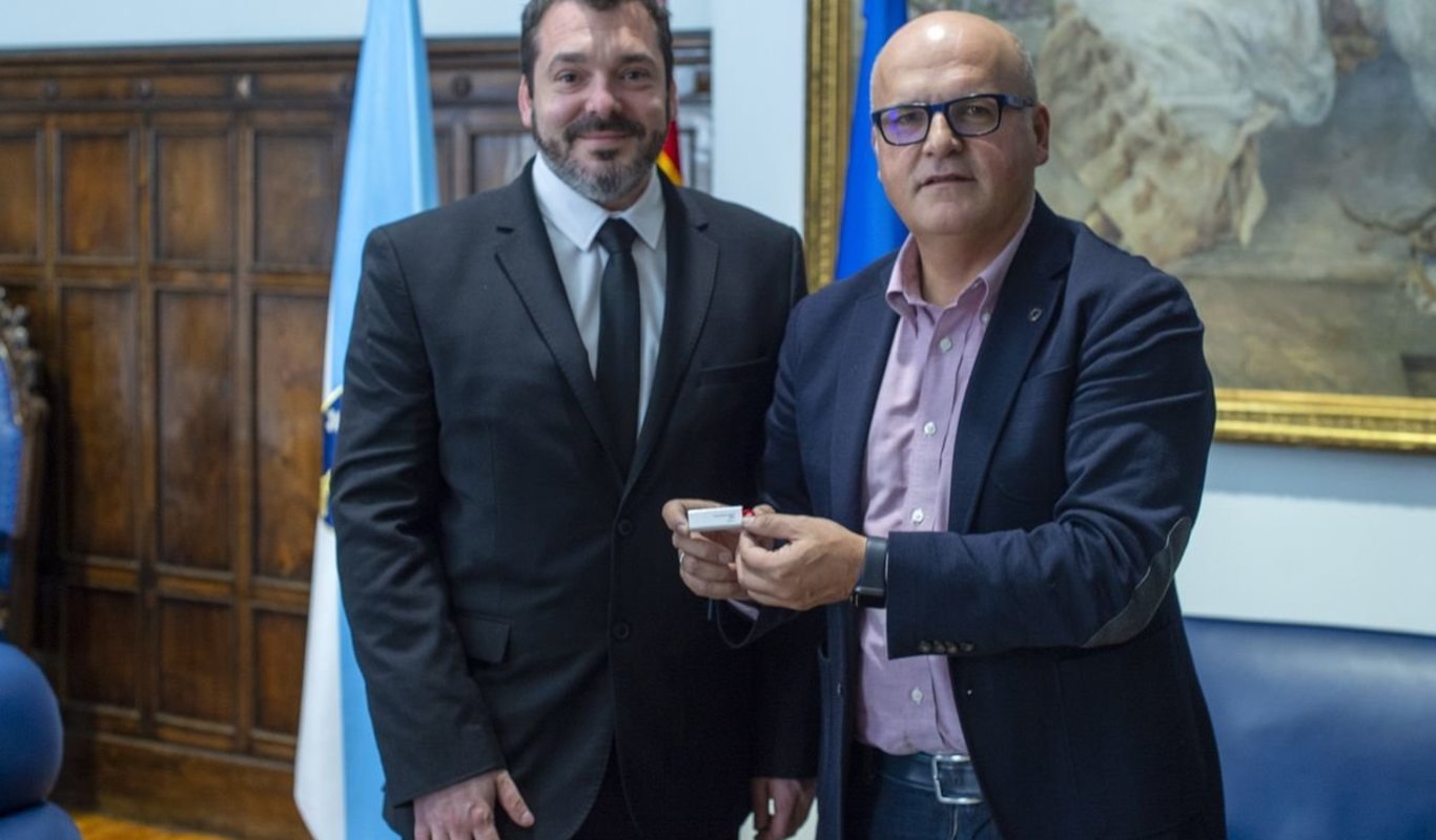 Diego Martínez Duro y Manuel Baltar, ayer en el Pazo Provincial.