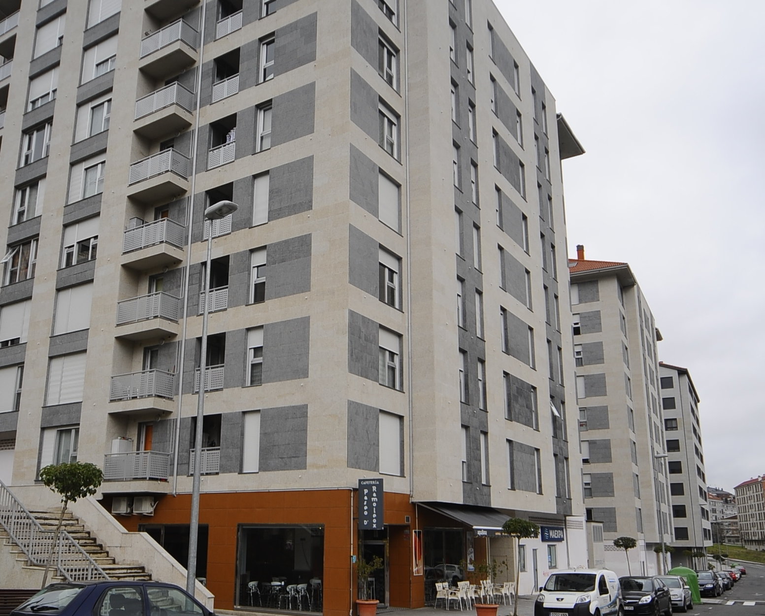 Escandaloso tenaz Autónomo La banca ha vendido ya el 85% de los pisos embargados en Ourense