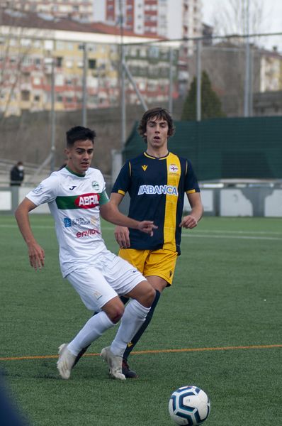 Ourense 20/12/20
Fútbol juvenil en Os Remedios
Pabellón-Depor

Fotos Martiño Pinal
