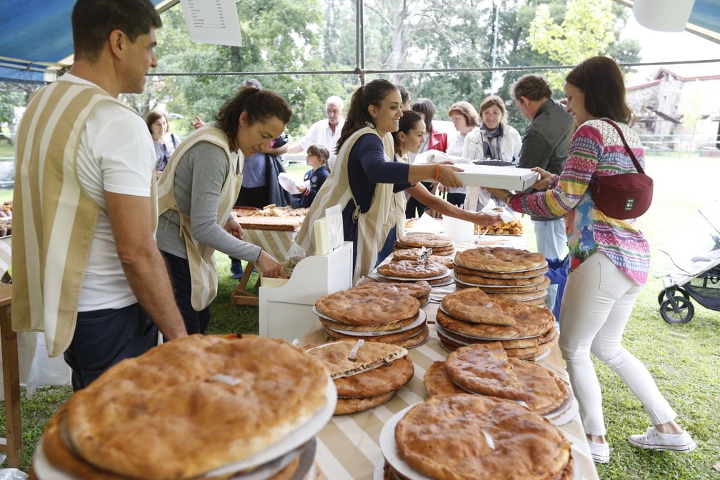 Allariz. 18/08/2019. Festa da empanada en Allariz.
Foto: Xesús Fariñas